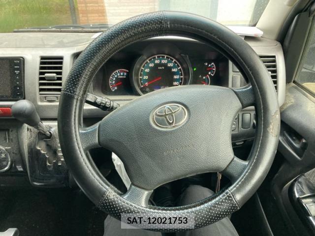 Toyota REGIUSACE VAN 2011-01 8334443-19