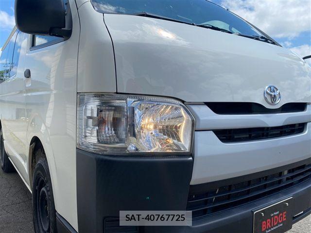 Toyota REGIUSACE VAN 2015-02 8368336-9