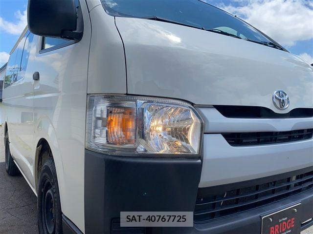 Toyota REGIUSACE VAN 2015-02 8368336-10