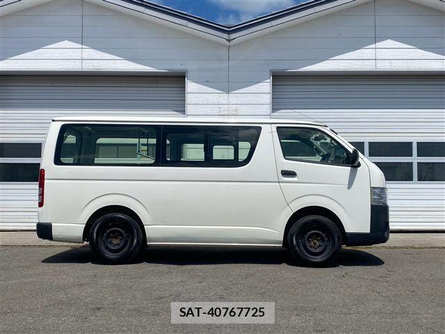 Toyota REGIUSACE VAN 2015-02 8368336-4