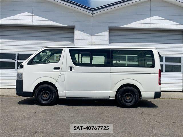 Toyota REGIUSACE VAN 2015-02 8368336-8