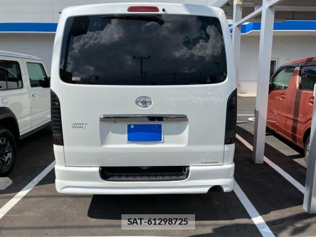 Toyota REGIUSACE VAN 2017-06 8368334-3