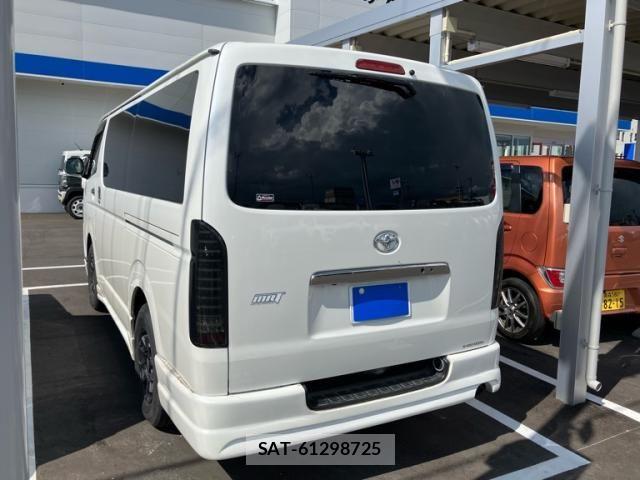 Toyota REGIUSACE VAN 2017-06 8368334-4
