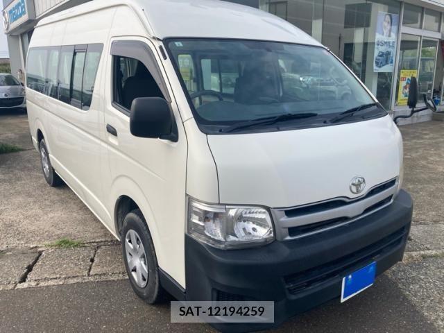 Toyota REGIUSACE VAN 2011-08 8368337-1