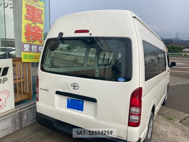 Toyota REGIUSACE VAN 2011-08 8368337-2