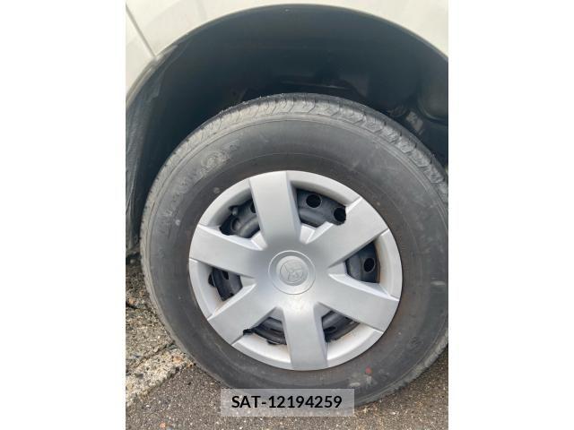 Toyota REGIUSACE VAN 2011-08 8368337-4