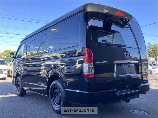 Toyota REGIUSACE VAN 2016-08 8368335-15