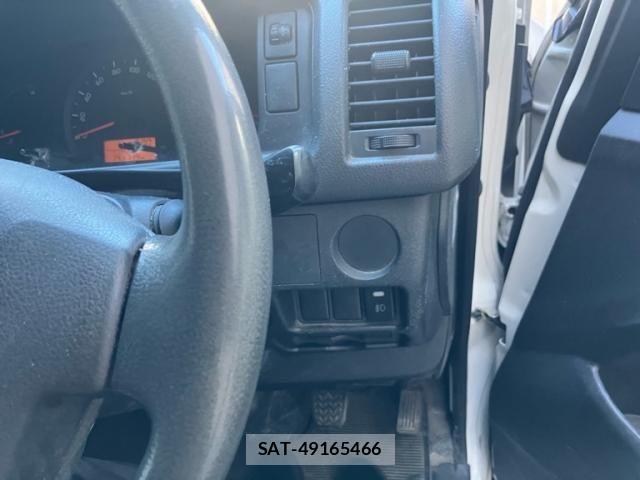 Toyota REGIUSACE VAN 2016-06 8414688-13