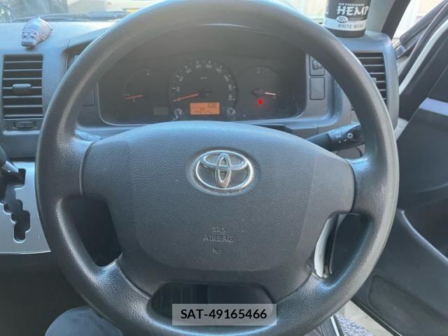 Toyota REGIUSACE VAN 2016-06 8414688-14