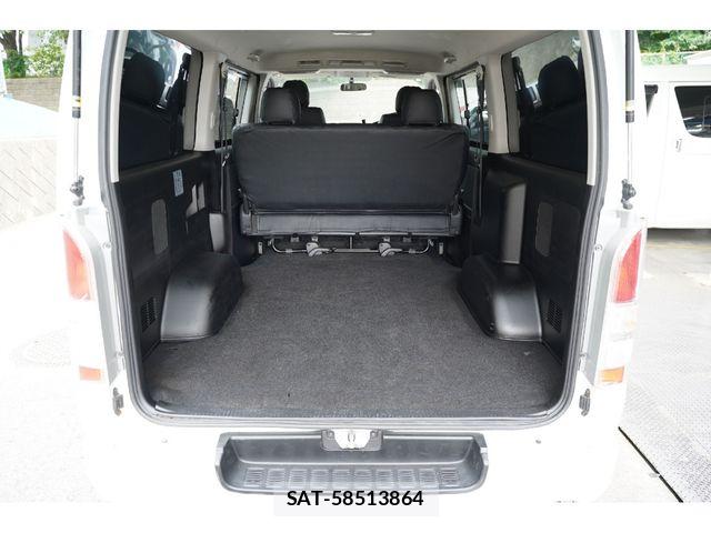 Toyota REGIUSACE VAN 2013-07 8438800-27