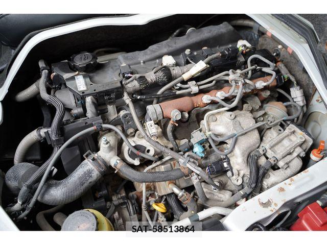 Toyota REGIUSACE VAN 2013-07 8438800-3