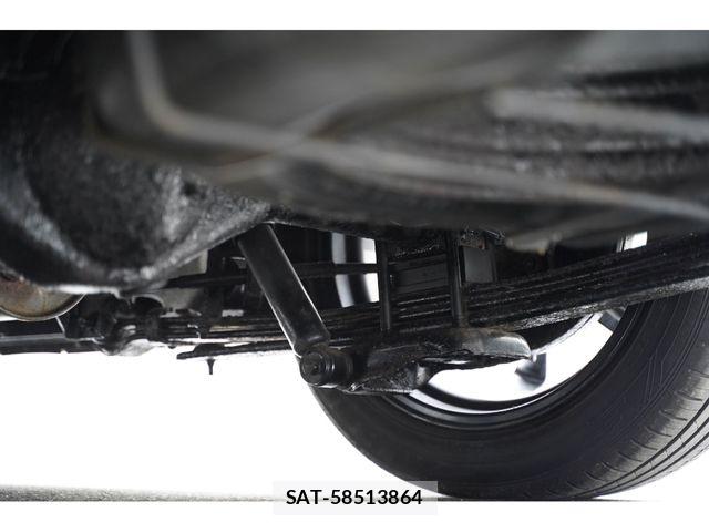 Toyota REGIUSACE VAN 2013-07 8438800-5