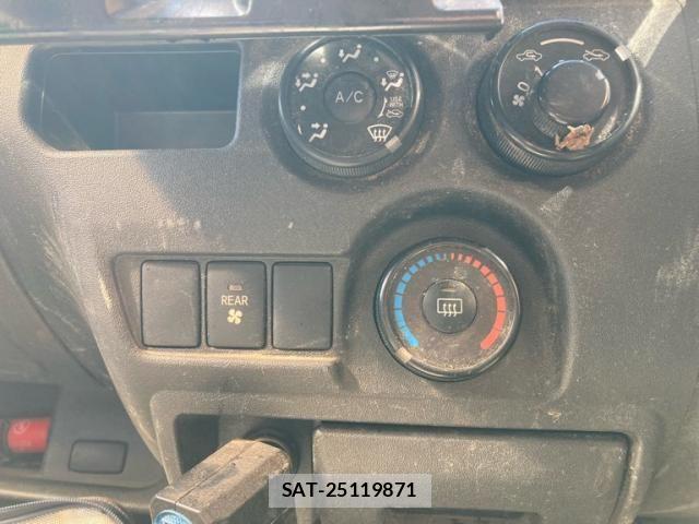 Toyota REGIUSACE VAN 2015-08 8526987-26