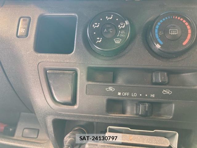 Toyota REGIUSACE VAN 2008-09 8526999-25