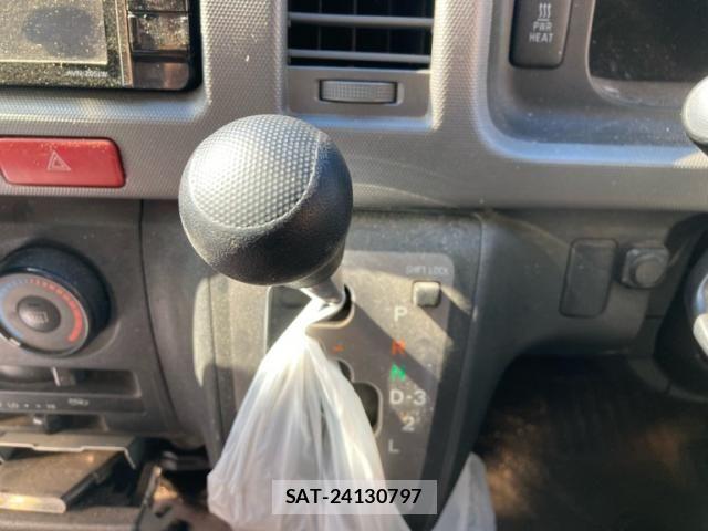 Toyota REGIUSACE VAN 2008-09 8526999-26