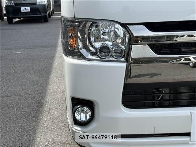Toyota REGIUSACE VAN 2019-07 8661266-4