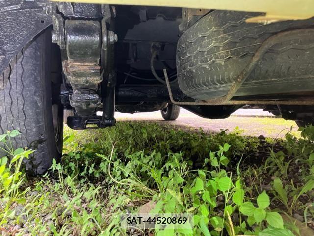 Toyota REGIUSACE VAN 2011-12 8745526-10