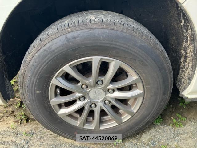 Toyota REGIUSACE VAN 2011-12 8745526-22