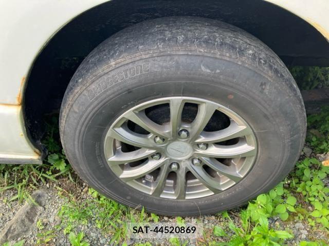 Toyota REGIUSACE VAN 2011-12 8745526-23