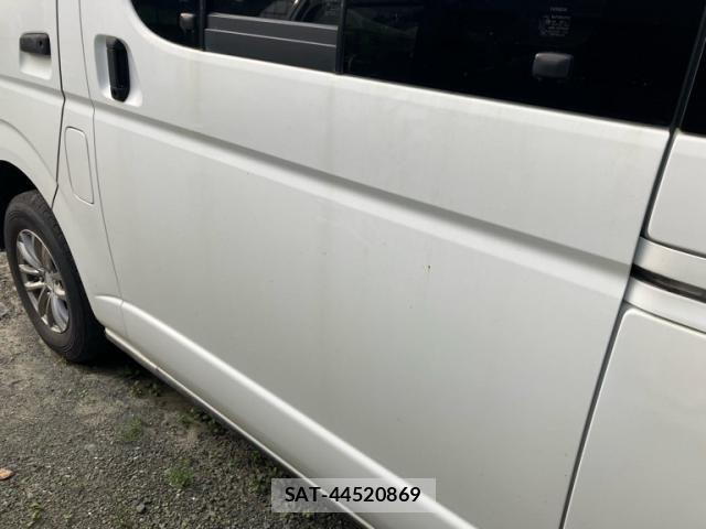 Toyota REGIUSACE VAN 2011-12 8745526-8