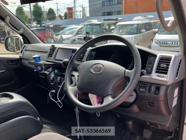 Toyota REGIUSACE VAN 2013-10 8744291-10