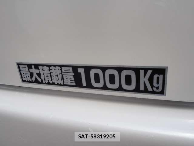 Toyota REGIUSACE VAN 2011-05 8781840-17