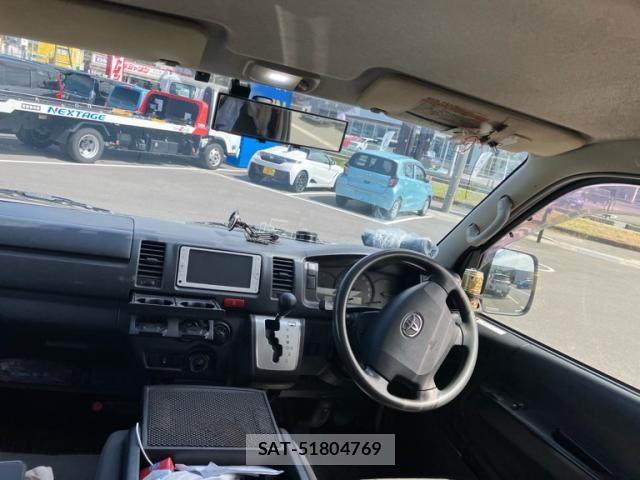 Toyota REGIUSACE VAN 2014-08 8831312-18