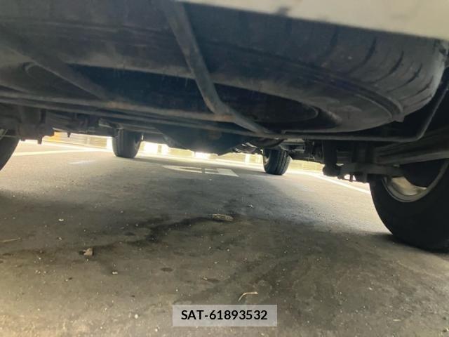 Toyota REGIUSACE VAN 2017-07 8831304-9