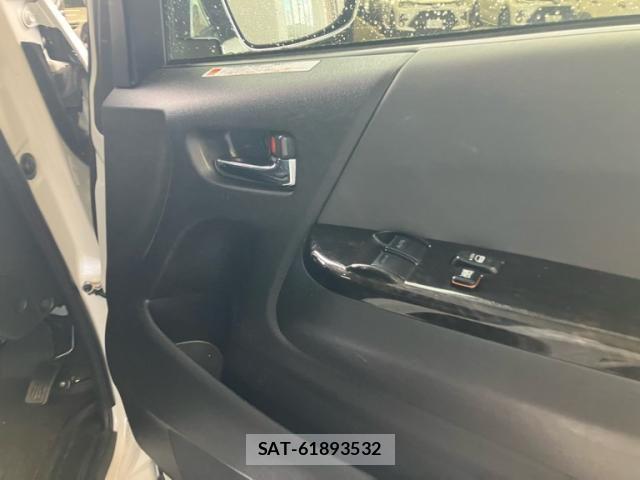 Toyota REGIUSACE VAN 2017-07 8831304-11
