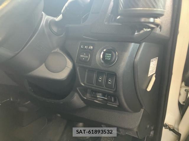 Toyota REGIUSACE VAN 2017-07 8831304-12