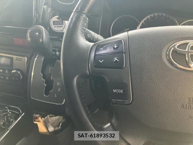 Toyota REGIUSACE VAN 2017-07 8831304-15