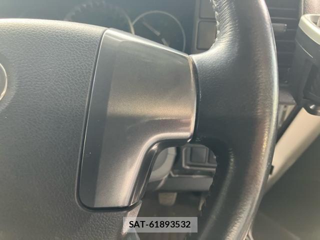 Toyota REGIUSACE VAN 2017-07 8831304-16