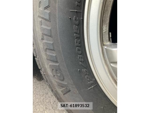 Toyota REGIUSACE VAN 2017-07 8831304-6
