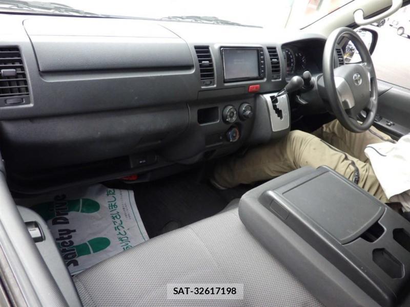 Toyota REGIUSACE VAN 2018-18 899034-4