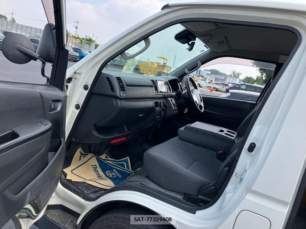 Toyota REGIUSACE VAN 2019 1216047-9
