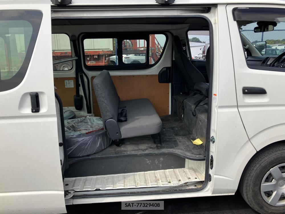 Toyota REGIUSACE VAN 2019 1216047-10