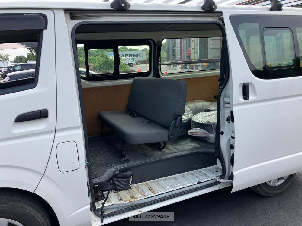 Toyota REGIUSACE VAN 2019 1216047-12