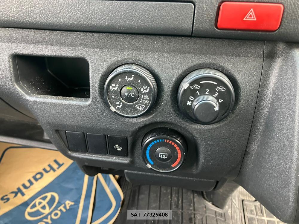 Toyota REGIUSACE VAN 2019 1216047-19