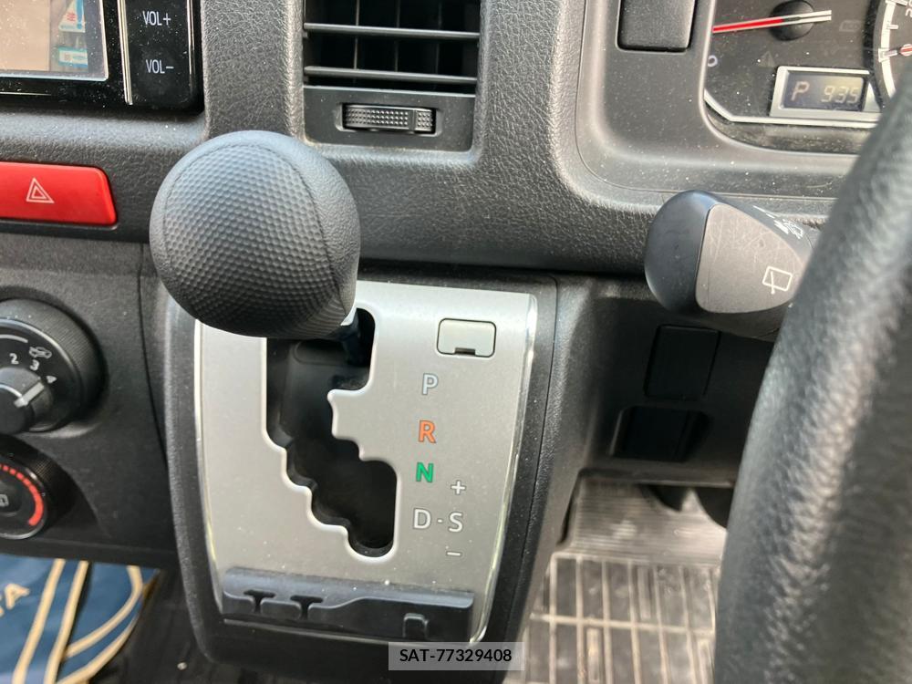 Toyota REGIUSACE VAN 2019 1216047-20