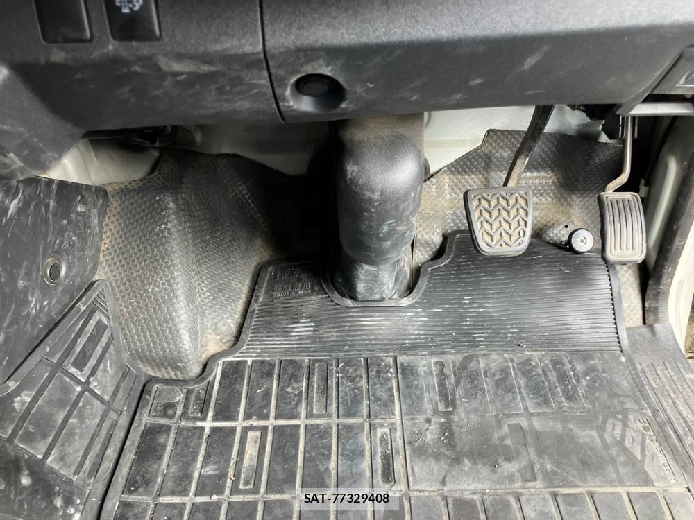 Toyota REGIUSACE VAN 2019 1216047-23