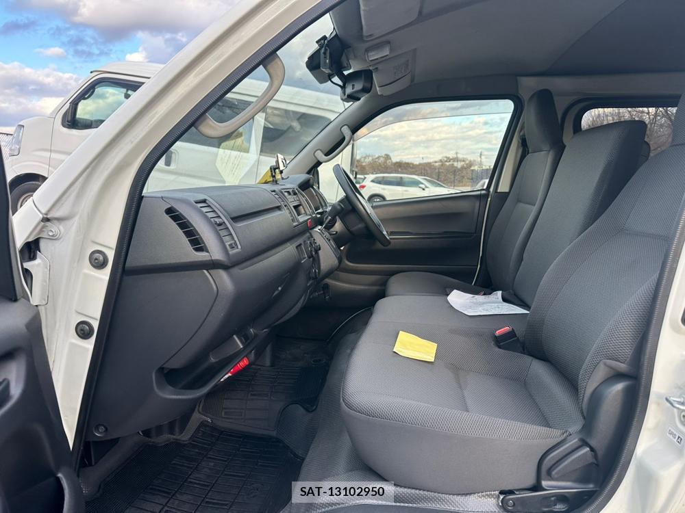 Toyota REGIUSACE VAN 2019 1588577-10