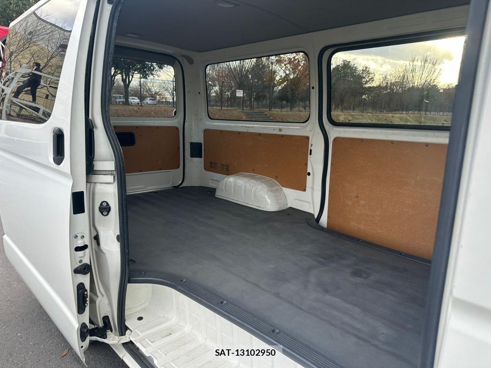 Toyota REGIUSACE VAN 2019 1588577-8