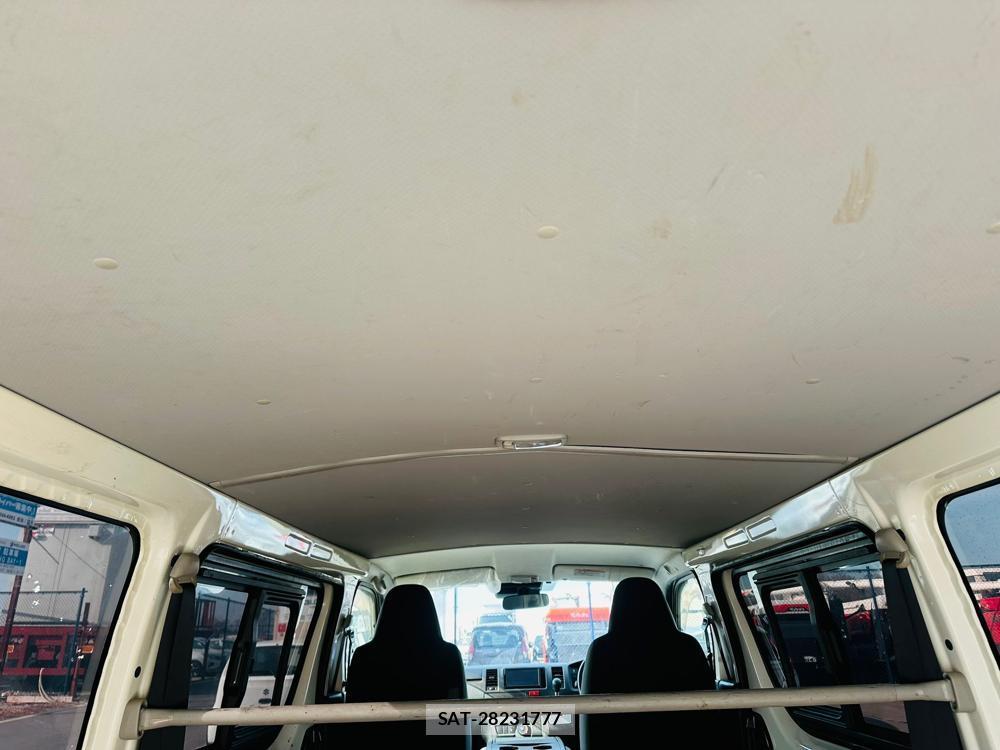 Toyota REGIUSACE VAN 2019 3091016-24