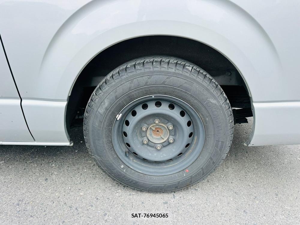 Toyota REGIUSACE VAN 2020 4670905-30