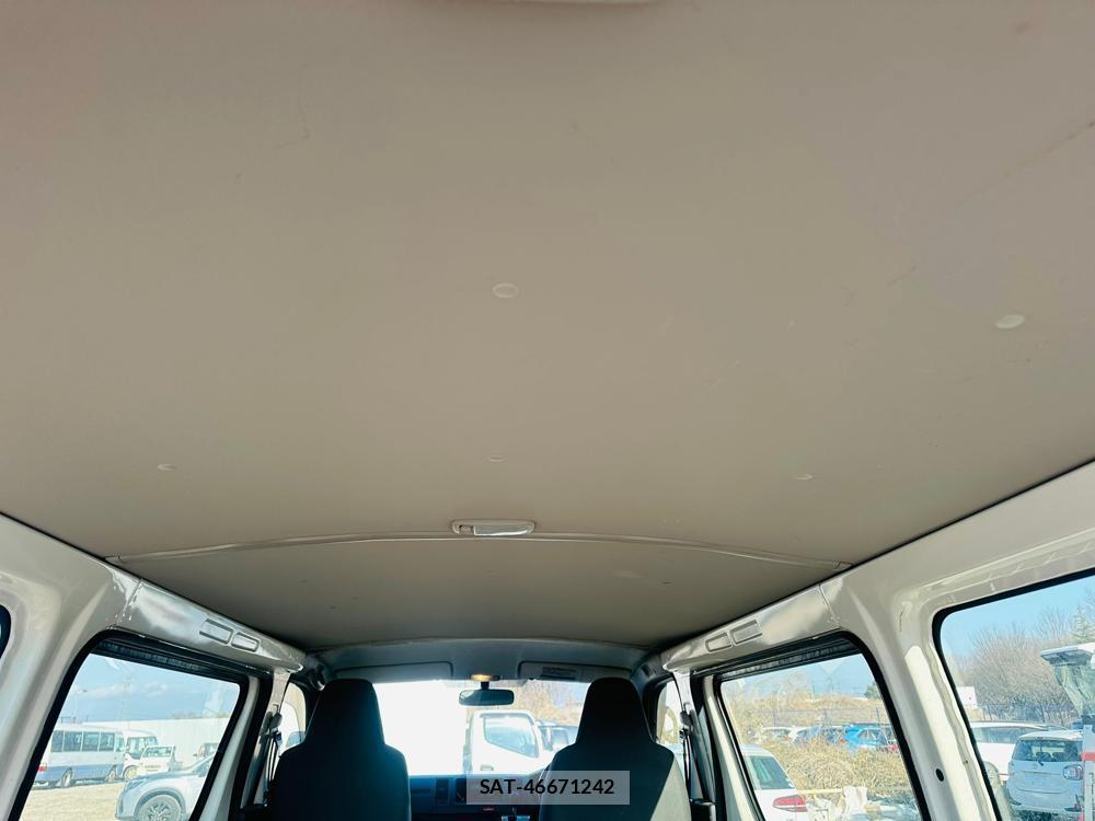 Toyota REGIUSACE VAN 2019 3039085-23
