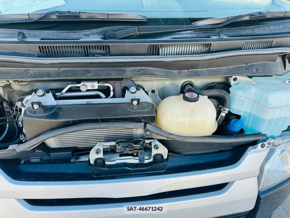 Toyota REGIUSACE VAN 2019 3039085-37