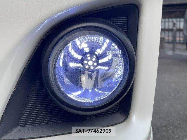 Toyota REGIUSACE VAN 2012-01 6816881-12