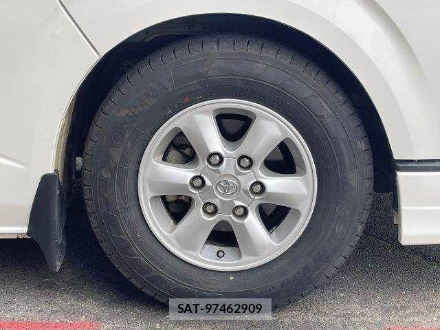 Toyota REGIUSACE VAN 2012-01 6816881-13