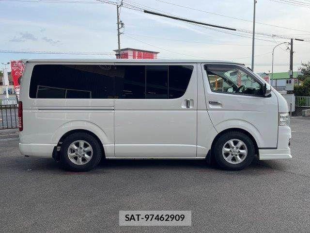 Toyota REGIUSACE VAN 2012-01 6816881-16