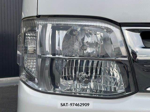 Toyota REGIUSACE VAN 2012-01 6816881-22